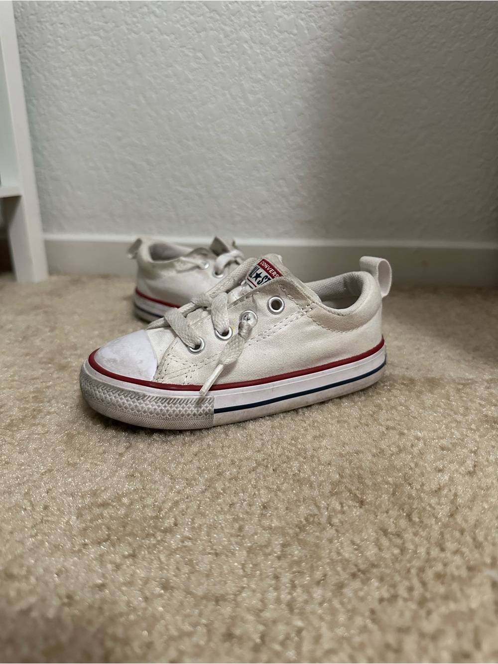 Converse Kids White Canvas Low-Top Sneakers with Red Accent